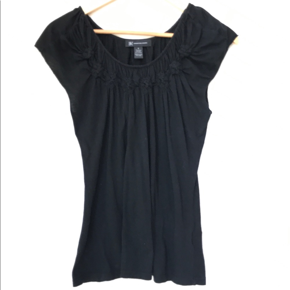 INC black-on-black embroidered peasant tee top EUC
